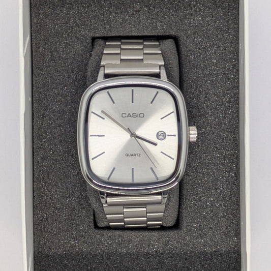 🕰️ montre casio blanc