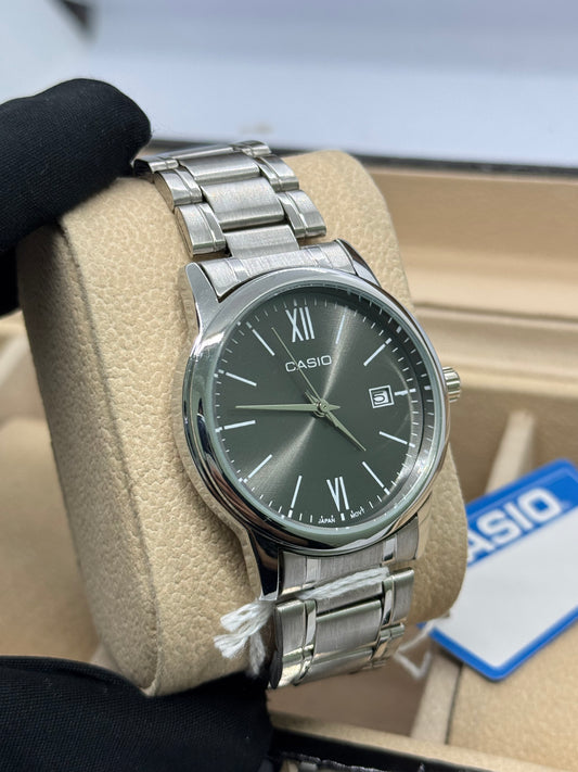 dernière collection casio noir