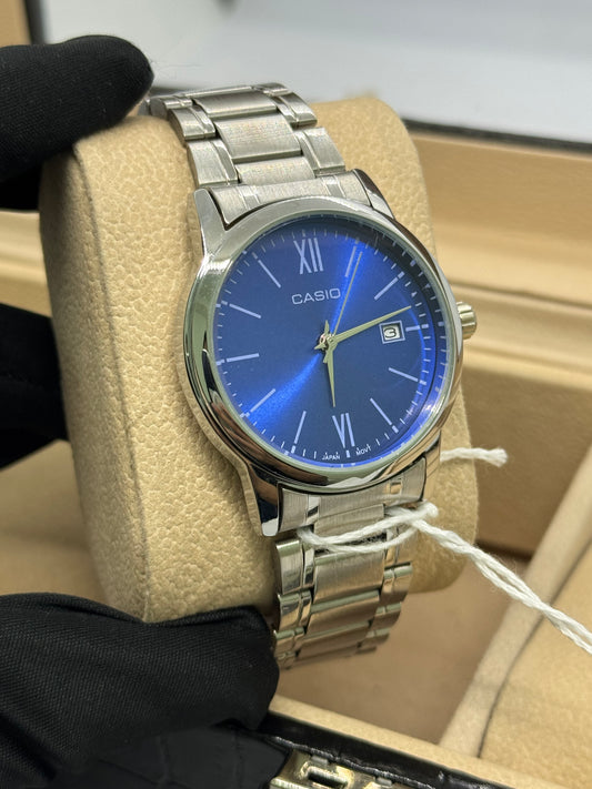 dernière collection casio  bleu