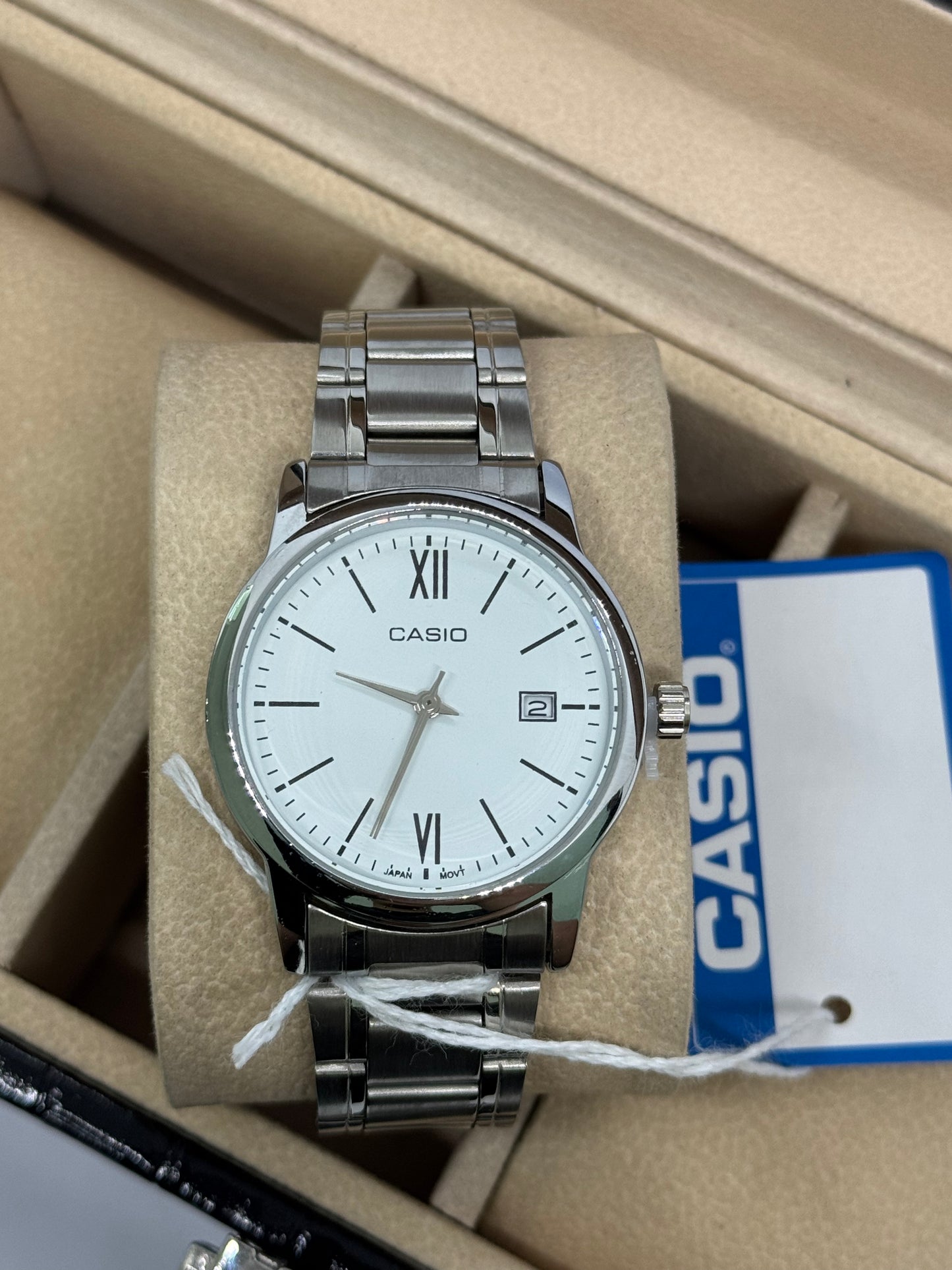 dernière collection casio  blanc